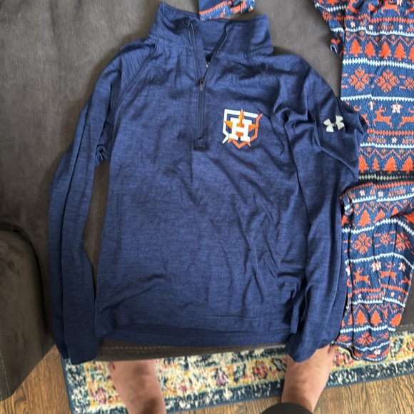 Houston Astros 3 item bundle youth small/medium. Under Armor, Pajamas, Altuve - Picture 5 of 10